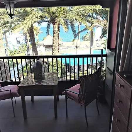 Sea View Luxury Apartment. 2 Bedroom Appartamento