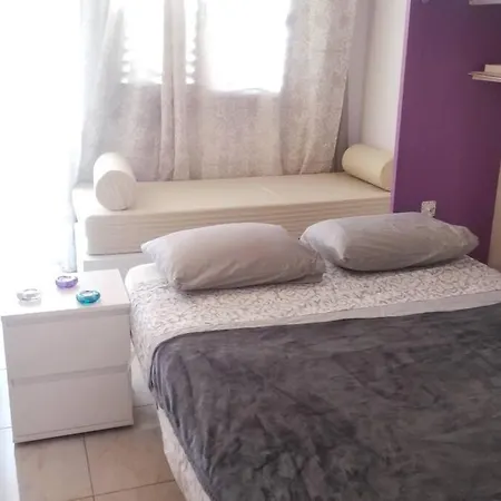 Appartamento Sea View Luxury Apartment. 2 Bedroom *